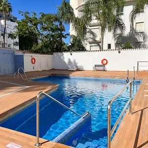 https://playa-carihuela-torremolinos-malaga.1costadelsol.com